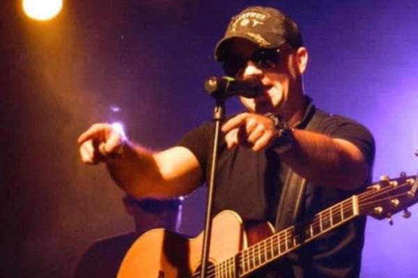 Live Music at Top Dawg Tavern