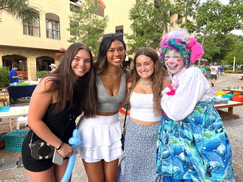 Cappy the Clown at HarbourFest