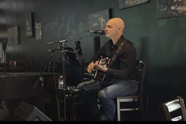 Live Music at Top Dawg Tavern