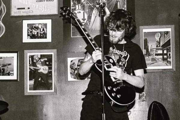 Live Music at Top Dawg Tavern