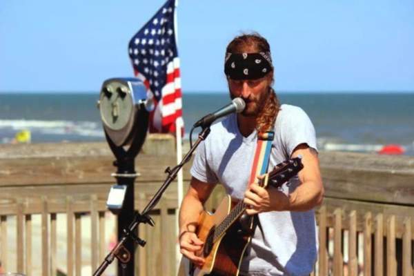 Live Music on the patio at TDT!