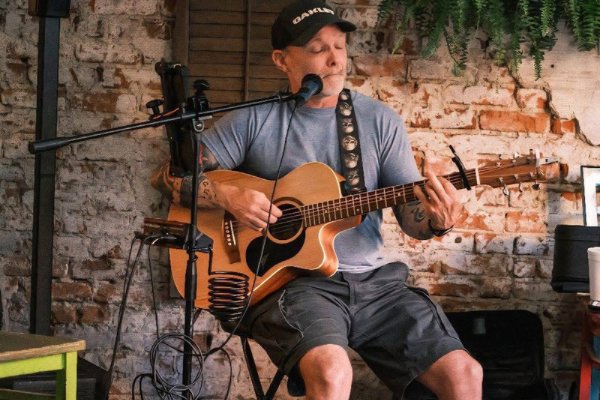 Live Music on the patio at TDT!